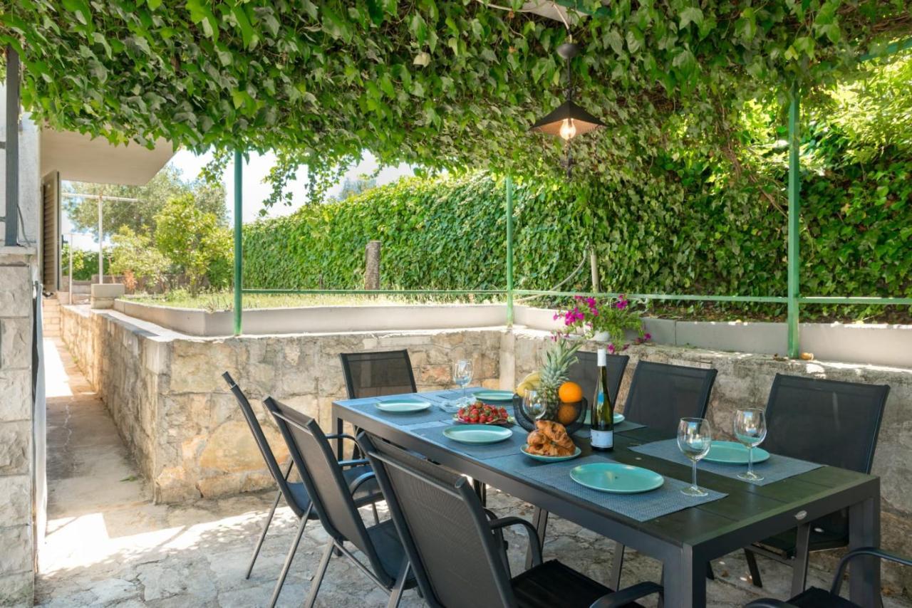 Holiday Home Kalinic Slatine Exterior foto